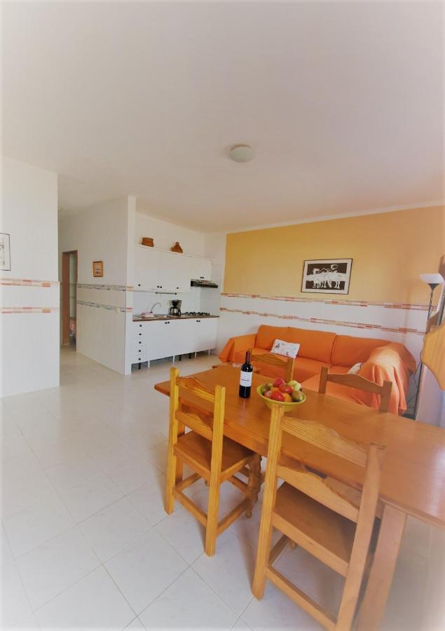 Apartamentos Herederos Lm Калета де Себо Екстериор снимка