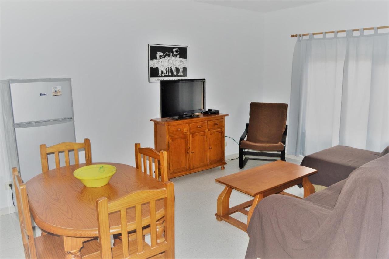 Apartamentos Herederos Lm Калета де Себо Екстериор снимка