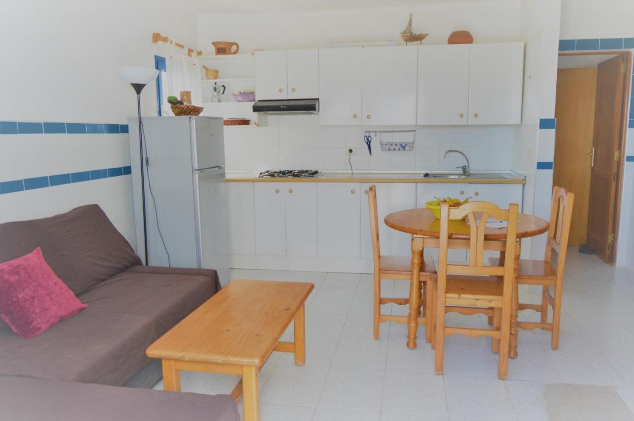 Apartamentos Herederos Lm Калета де Себо Екстериор снимка